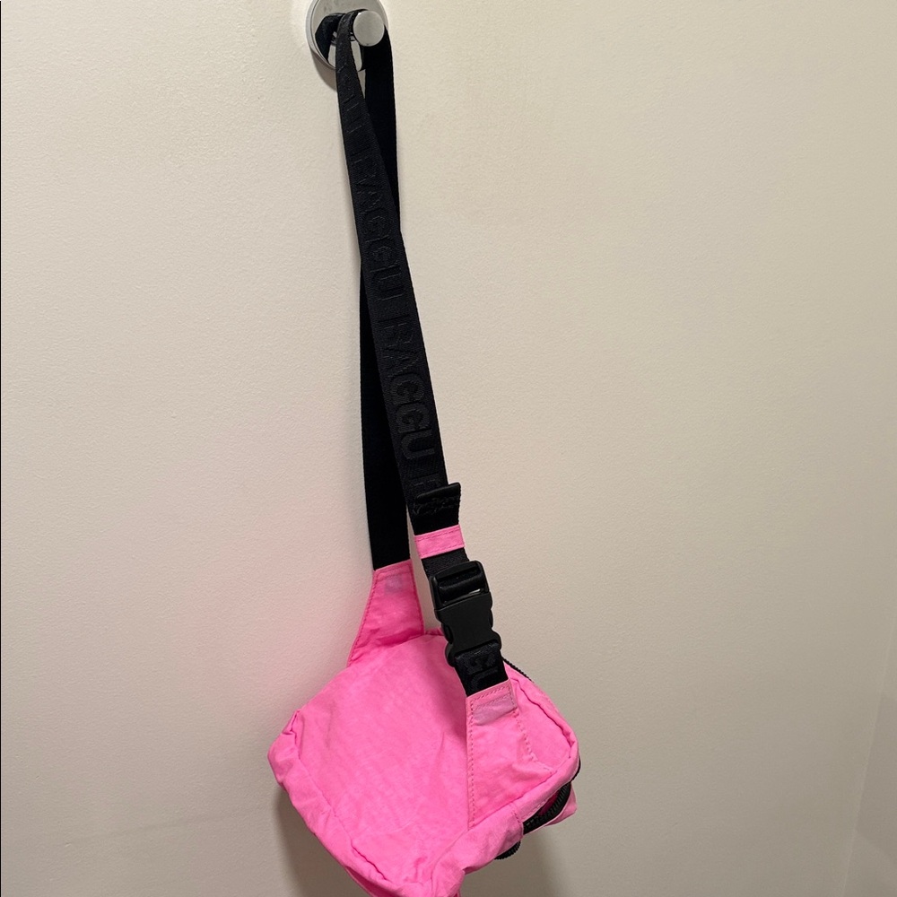 Baggu Neon Pink Crossbody Bag
